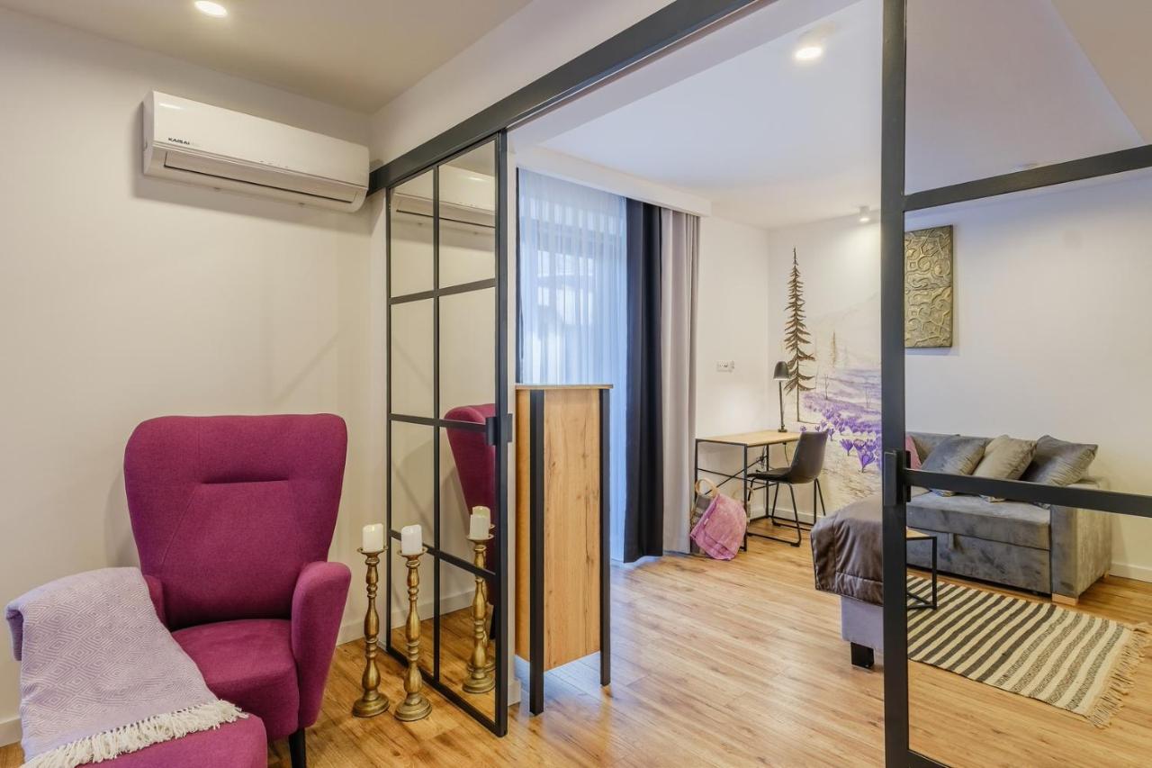 Rezydencja Ornak 5 - Stylowe Apartamenty Z Balkonami I Jacuzzi, 5 Min Pieszo Do Krupowek, Izby Podhalanskie Zakopane Extérieur photo