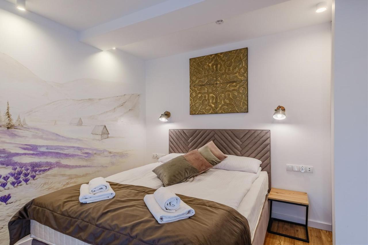 Rezydencja Ornak 5 - Stylowe Apartamenty Z Balkonami I Jacuzzi, 5 Min Pieszo Do Krupowek, Izby Podhalanskie Zakopane Extérieur photo