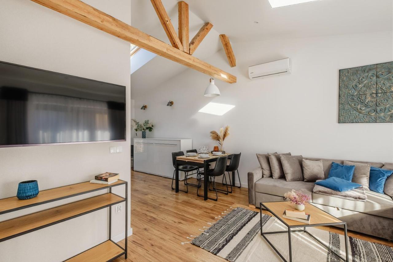 Rezydencja Ornak 5 - Stylowe Apartamenty Z Balkonami I Jacuzzi, 5 Min Pieszo Do Krupowek, Izby Podhalanskie Zakopane Extérieur photo