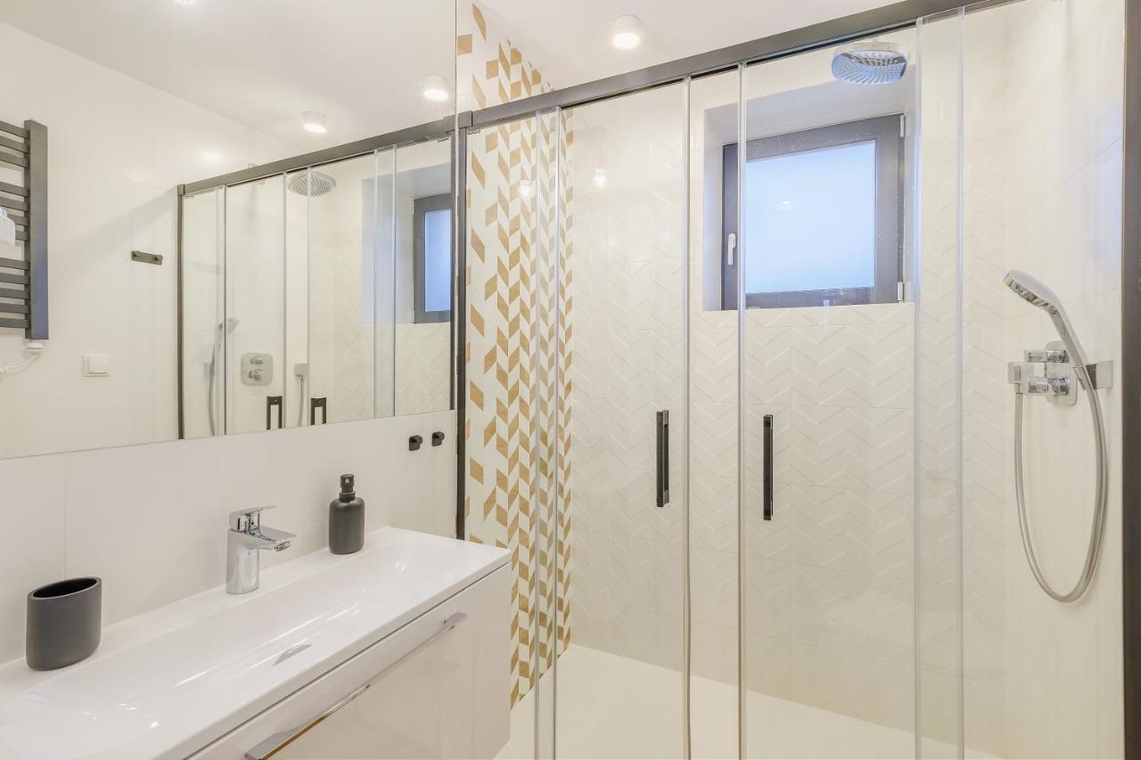 Rezydencja Ornak 5 - Stylowe Apartamenty Z Balkonami I Jacuzzi, 5 Min Pieszo Do Krupowek, Izby Podhalanskie Zakopane Extérieur photo