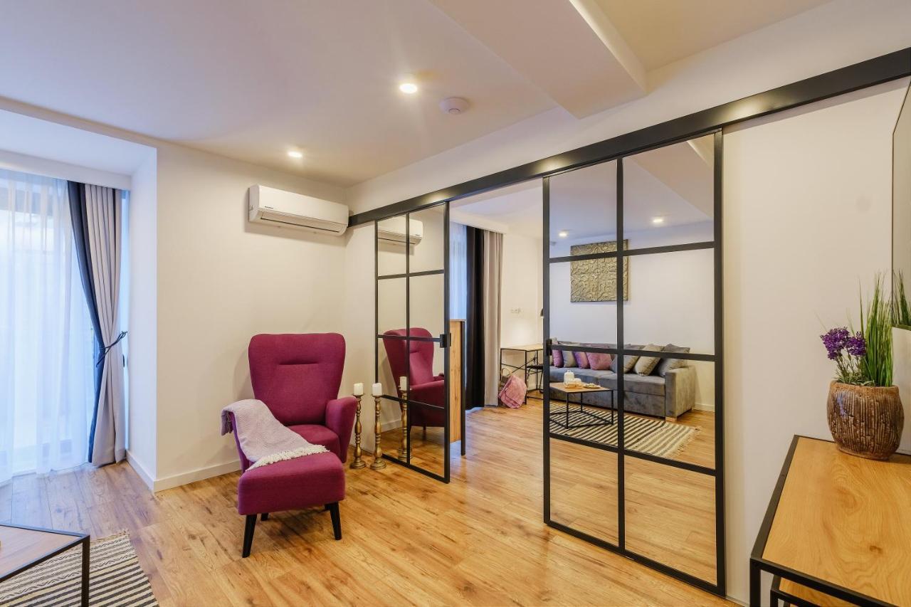Rezydencja Ornak 5 - Stylowe Apartamenty Z Balkonami I Jacuzzi, 5 Min Pieszo Do Krupowek, Izby Podhalanskie Zakopane Extérieur photo